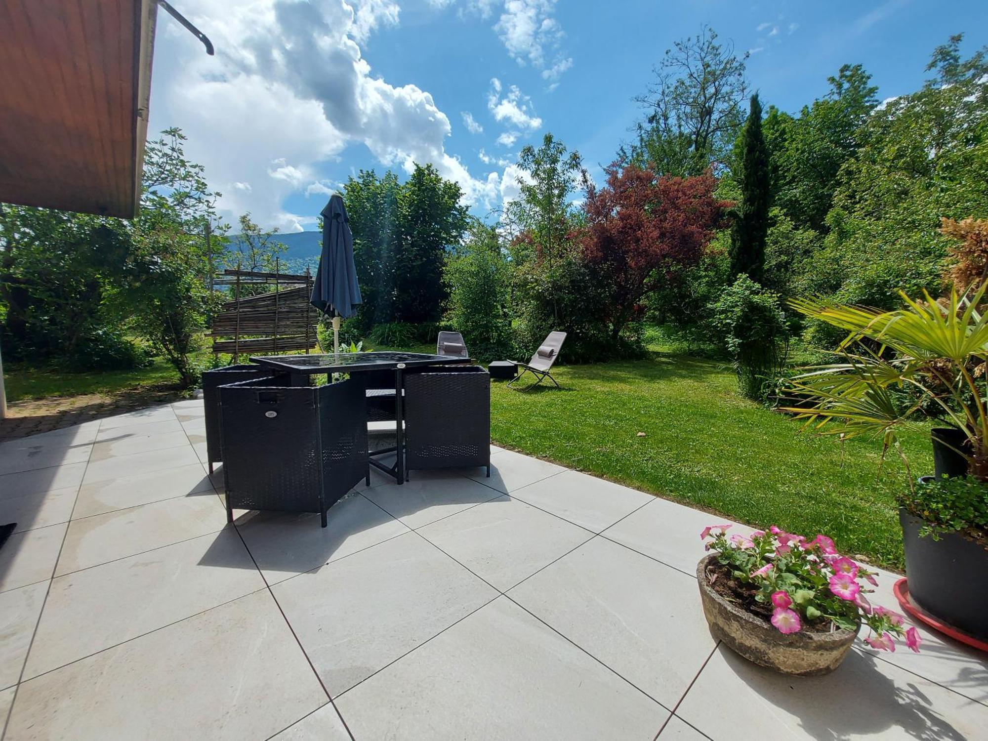 Rare, Cosy Studio Terrasse Au Coeur De St-Jorioz Сен-Жорьо Экстерьер фото